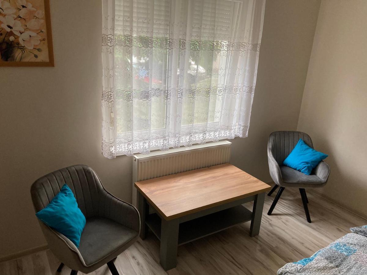 Kristaly Apartman Eger Exterior photo