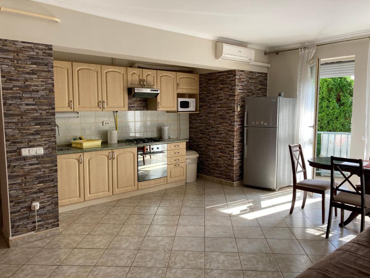 Kristaly Apartman Eger Exterior photo