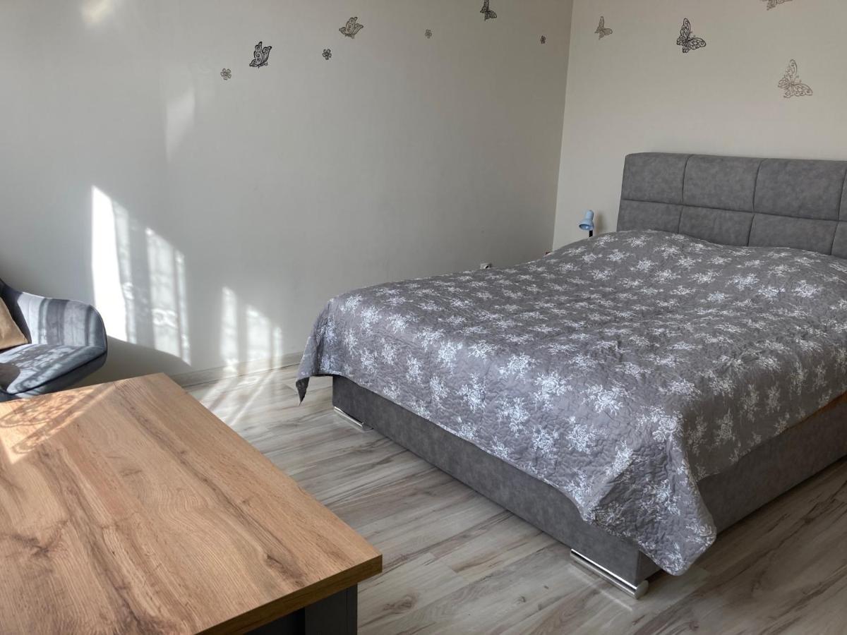 Kristaly Apartman Eger Exterior photo